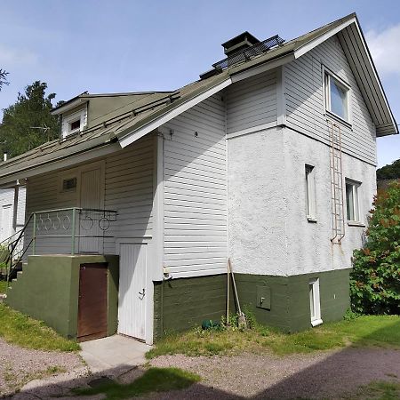 Kalle'S Unluxury Guest House Cl0Sed From 1St Of Feb 2025 Хелзинки Екстериор снимка