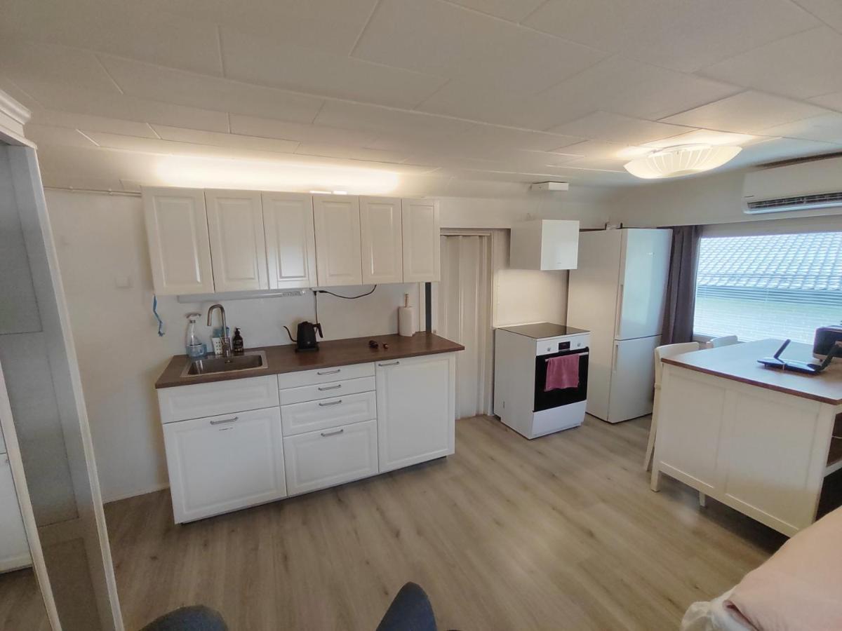Kalle'S Unluxury Guest House Cl0Sed From 1St Of Feb 2025 Хелзинки Екстериор снимка