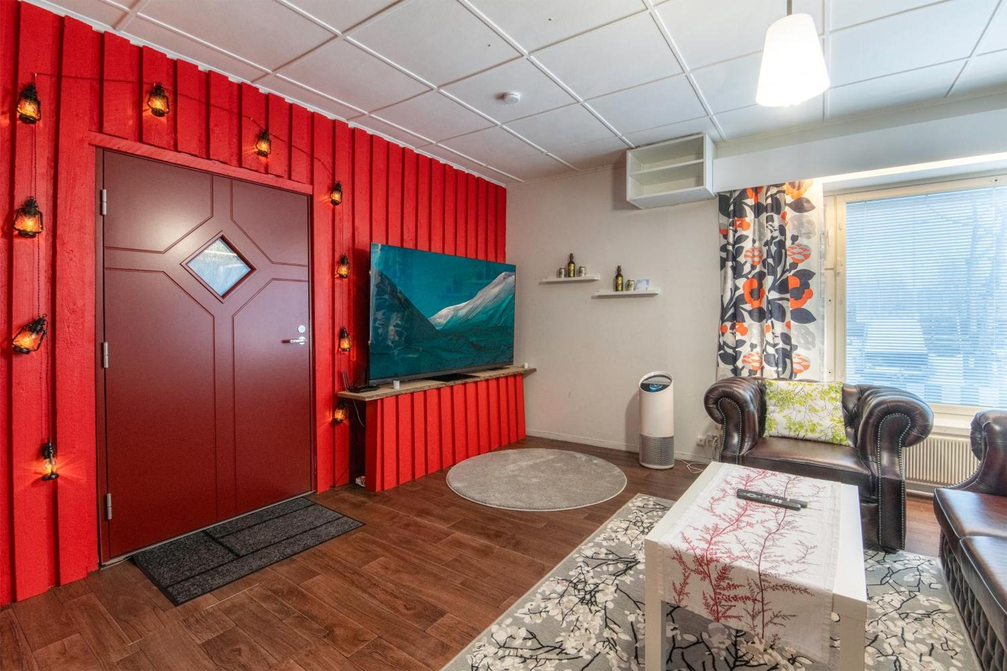 Kalle'S Unluxury Guest House Cl0Sed From 1St Of Feb 2025 Хелзинки Стая снимка