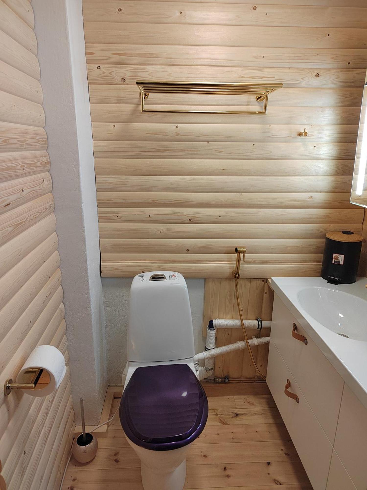 Kalle'S Unluxury Guest House Cl0Sed From 1St Of Feb 2025 Хелзинки Екстериор снимка